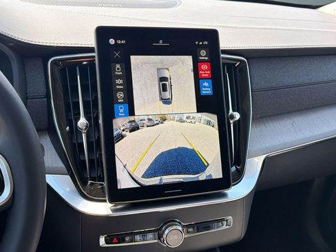 New 2026 Volvo XC90 B6 Ultra w/ Protection Package image 24