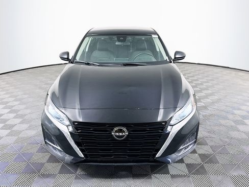 Used 2023 Nissan Altima 2.5 S FWD image 2
