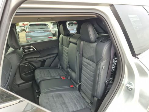 New 2026 Mitsubishi Outlander SE image 61