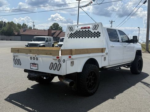 Used 2016 Chevrolet Silverado 2500 LT image 3