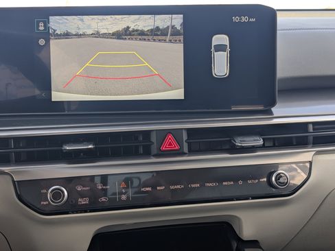 Certified 2025 Kia Sorento S w/ Panoramic Sunroof Package image 33