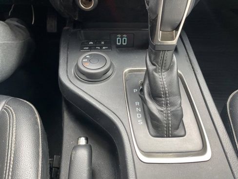 Used 2019 Ford Ranger Lariat w/ Equipment Group 501A Mid image 29