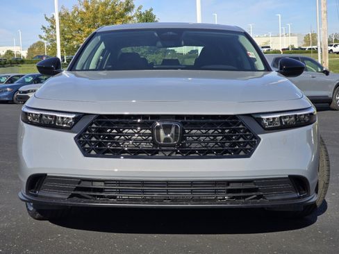 New 2025 Honda Accord SE image 12