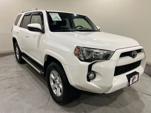 Used 2017 Toyota 4Runner SR5 image 2