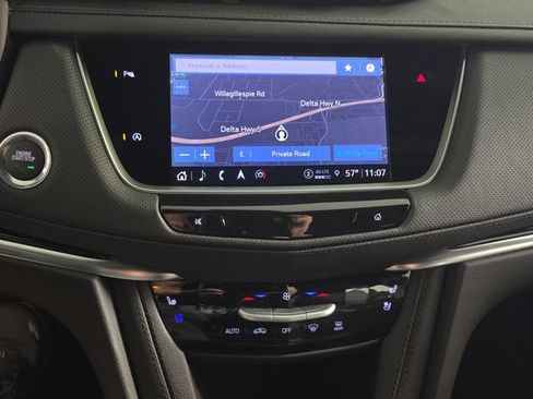 Used 2025 Cadillac XT5 Premium Luxury AWD/4WD image 13