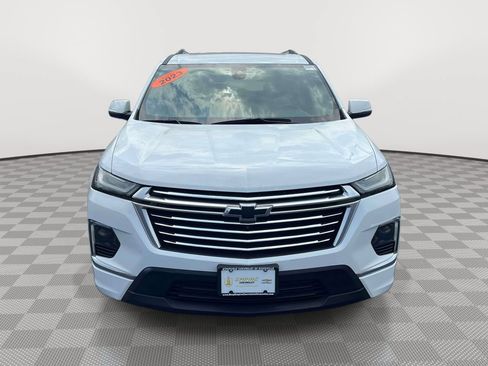 Used 2023 Chevrolet Traverse Premier AWD/4WD image 2