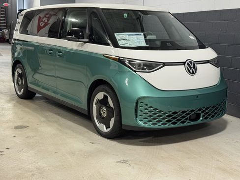 New 2025 Volkswagen ID. Buzz Pro S Plus image 1
