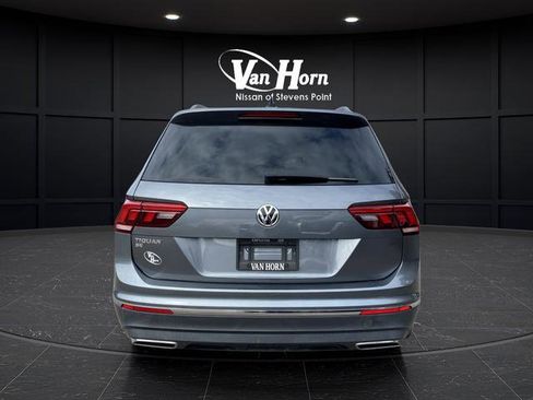 Used 2021 Volkswagen Tiguan SE FWD image 6