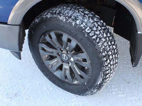 Used 2017 Nissan Titan Platinum Reserve image 14