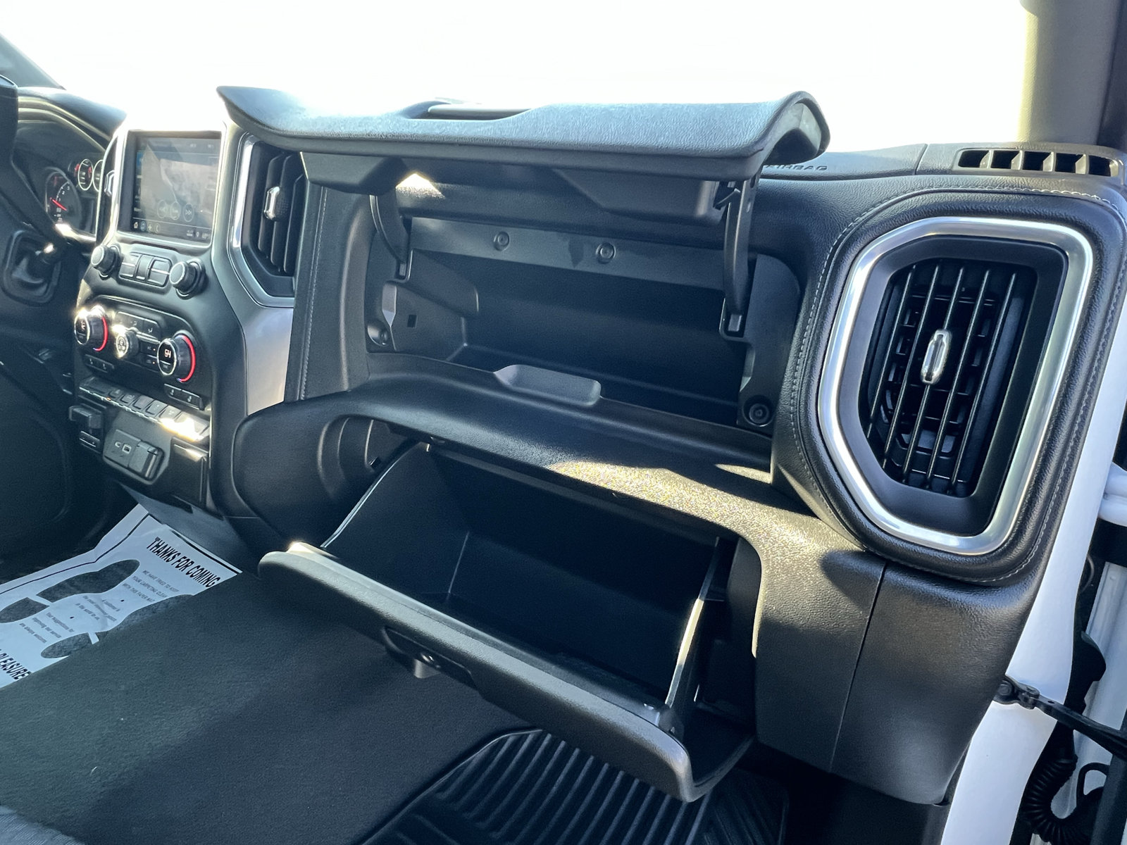Used 2021 Chevrolet Silverado 1500 LT RWD image 20
