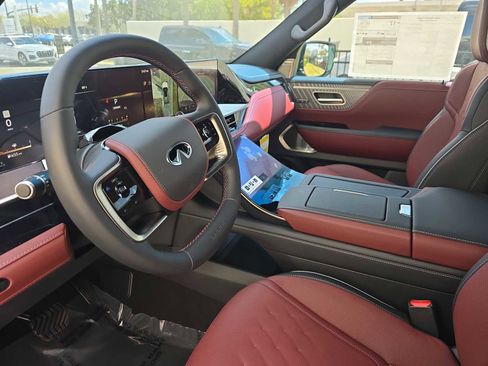 New 2026 INFINITI QX80 Autograph w/ Premium Cargo Package image 18