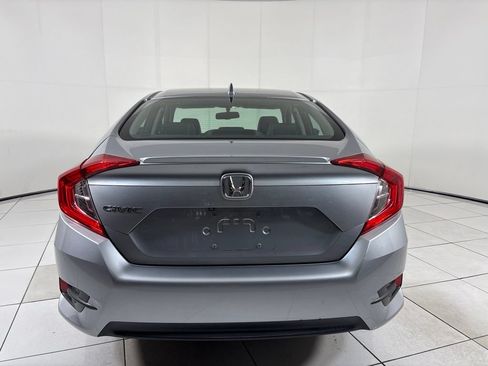 Used 2016 Honda Civic EX-L image 4