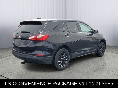 Used 2019 Chevrolet Equinox LS w/ LS Convenience Package image 3