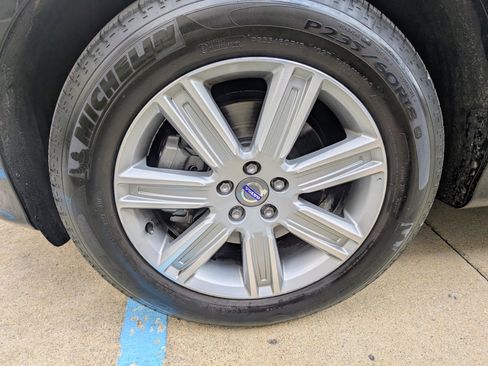 Used 2017 Volvo XC60 T5 Inscription w/ Preferred Option Package image 16