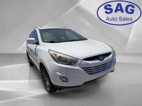 Used 2014 Hyundai Tucson SE FWD image 2