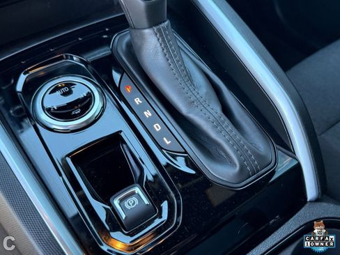 Used 2024 Chevrolet Colorado W/T w/ WT Convenience Package II image 19