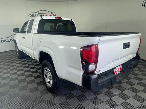 Used 2019 Toyota Tacoma SR5 image 4