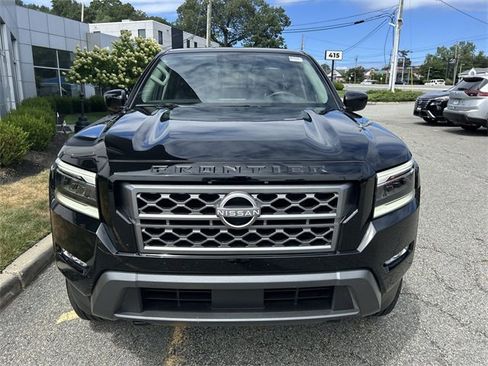 Certified 2024 Nissan Frontier SL image 3