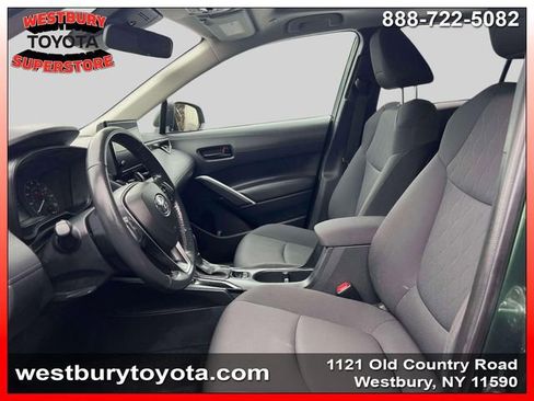Certified 2023 Toyota Corolla Cross LE w/ Moonroof Package AWD/4WD image 15
