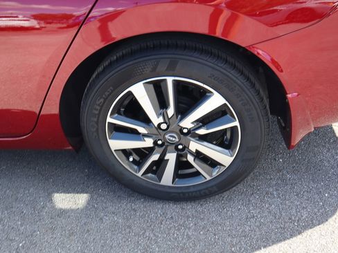 New 2025 Nissan Versa SV w/ Trunk Package image 9