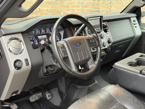 Used 2014 Ford F350 Lariat image 22