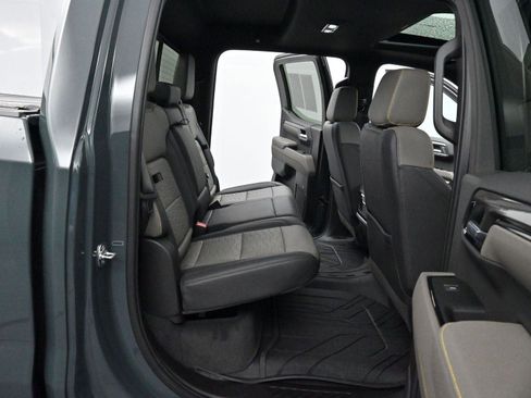 Used 2025 Chevrolet Silverado 1500 ZR2 w/ Technology Package AWD/4WD image 34