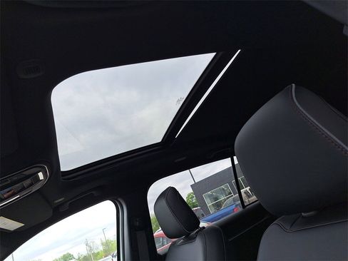 New 2025 Jeep Wagoneer S Limited image 33