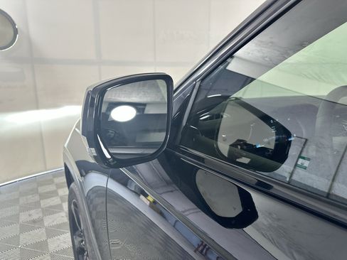Used 2023 Jeep Grand Cherokee Altitude RWD image 10