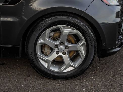 Used 2018 Land Rover Range Rover Sport HSE image 7