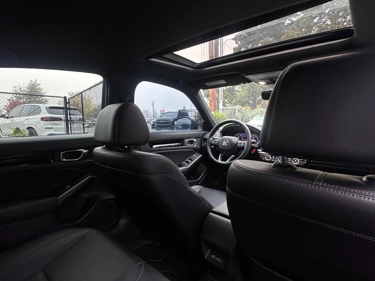 Used 2022 Honda Civic Sport Touring image 7