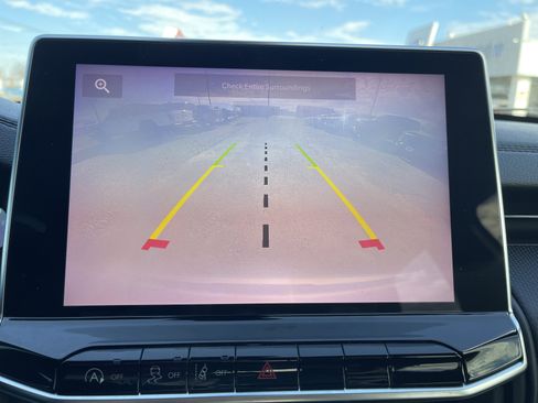 Used 2024 Jeep Compass Latitude w/ Altitude Special Edition image 26