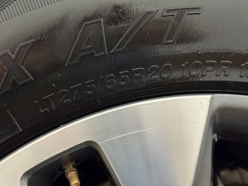 Used 2023 Chevrolet Silverado 2500 Custom w/ Custom Convenience Package image 52