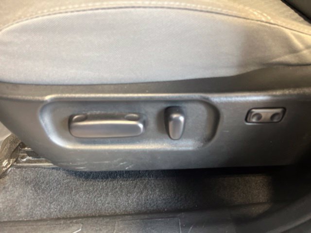 Used 2022 Toyota Tacoma SR5 w/ Technology Package RWD image 10