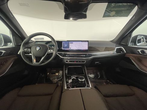 Used 2026 BMW X5 xDrive40i AWD/4WD image 17