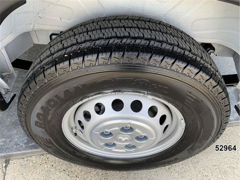 Used 2025 RAM ProMaster 2500 w/ Safety Group FWD image 22