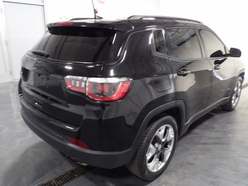 Used 2020 Jeep Compass Latitude FWD image 4