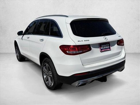 Used 2019 Mercedes-Benz GLC 300 4MATIC image 5