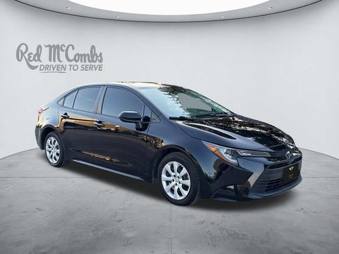 Used 2023 Toyota Corolla LE FWD image 7