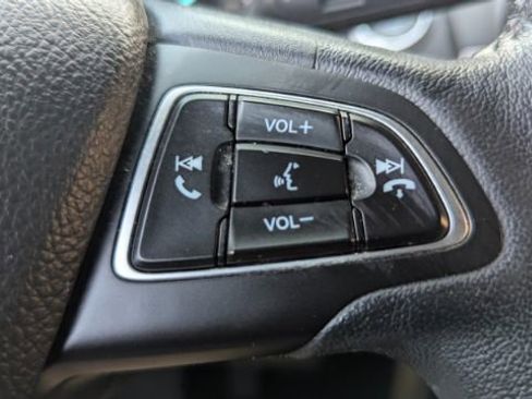 Used 2019 Ford EcoSport SE image 26