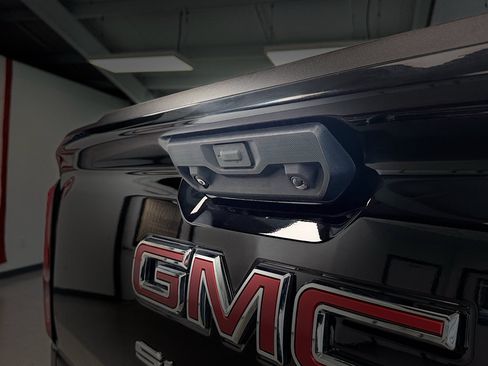 Used 2023 GMC Sierra 1500 Elevation AWD/4WD image 33