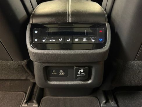 Used 2023 INFINITI QX60 Sensory AWD/4WD image 17