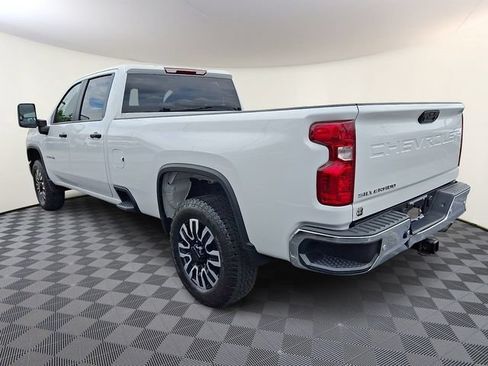 Used 2025 Chevrolet Silverado 2500 W/T w/ WT/CX Safety Package AWD/4WD image 4