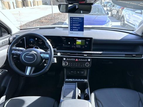 Used 2025 Hyundai Tucson Limited image 14