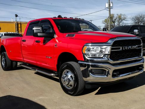 Used 2023 RAM 3500 Big Horn AWD/4WD image 5