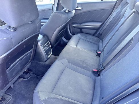 Used 2015 Dodge Charger SXT image 20