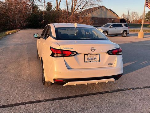 Used 2024 Nissan Versa SV w/ Trunk Package image 3