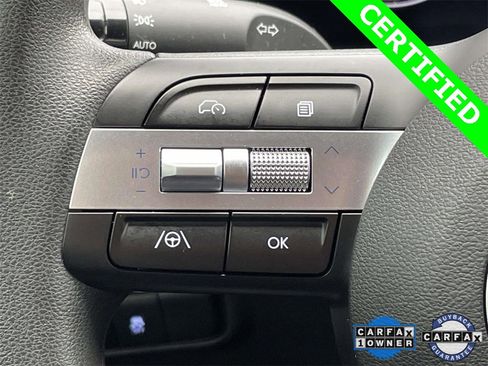 Certified 2025 Hyundai Santa Cruz SE image 20