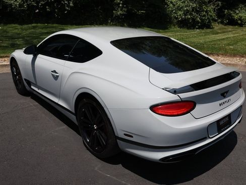 Used 2020 Bentley Continental GT image 11