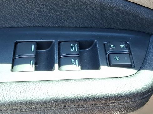 Used 2020 Honda Pilot EX-L image 25