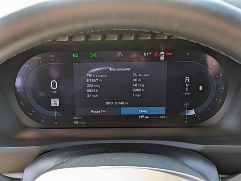 Certified 2025 Volvo XC90 B5 Core image 15